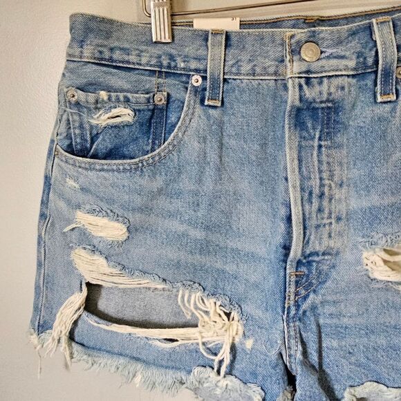 NWT LEVIS 501 HIGH RISE SHORTS SIZE 31 - Picture 6 of 16
